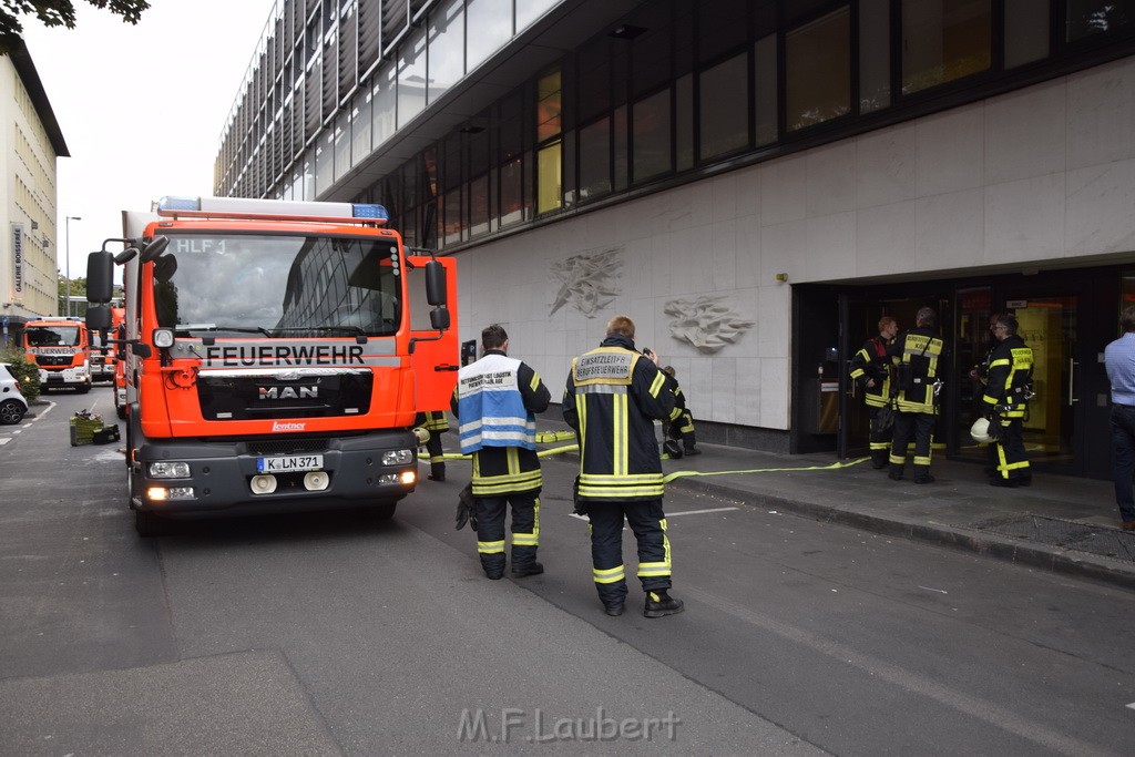 Feuer 2 WDR Koeln Altstadt Nord An der Rechtschule P029.JPG - Miklos Laubert